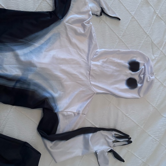 Shadow costume - Picture 2 of 4